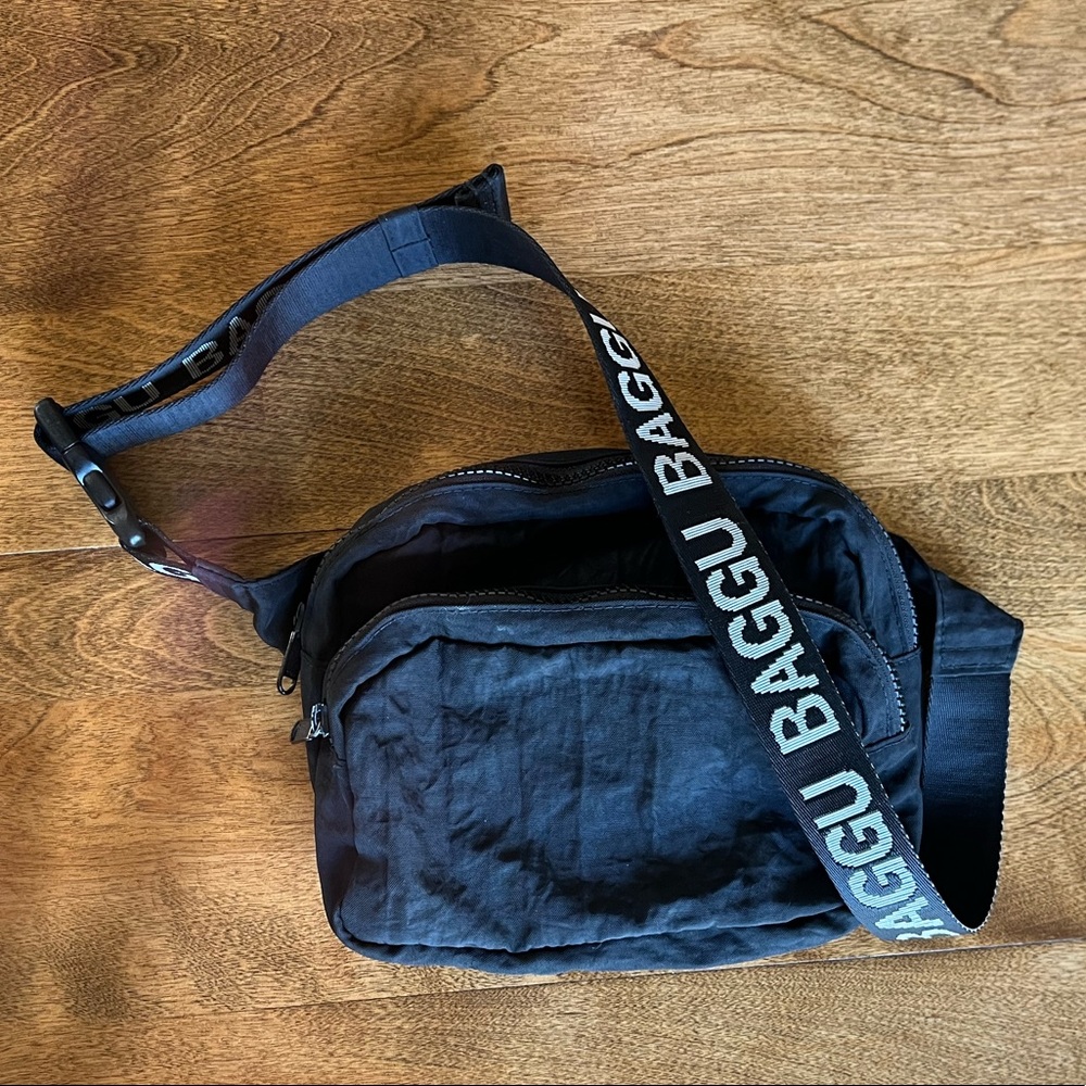 RARE Baggu Fanny Pack with OG Straps